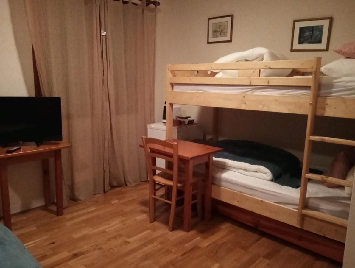 Gite - Auberge Du Midi Saint-Antoine  Bagian luar foto